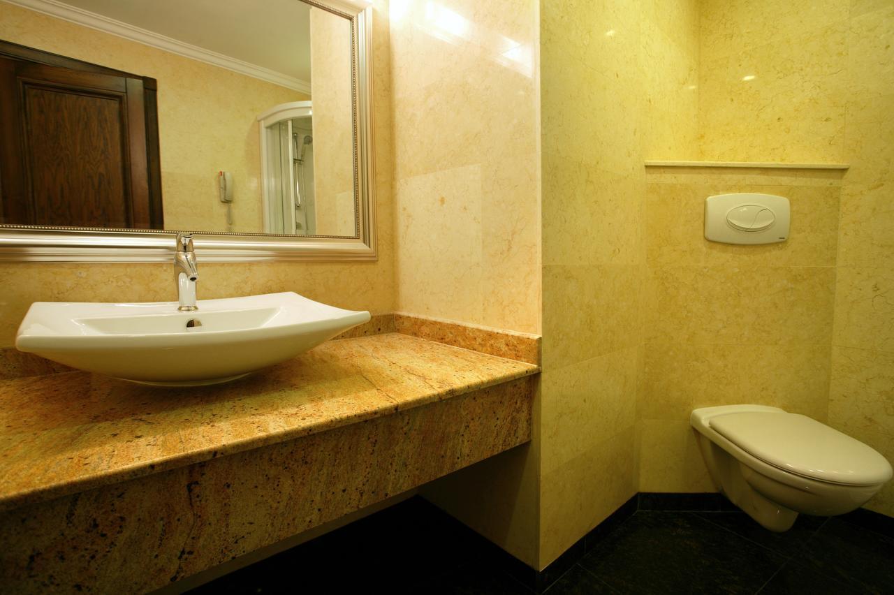 Arena Regia Hotel & Spa - Marina Regia Residence นาโวดาริ ภายนอก รูปภาพ