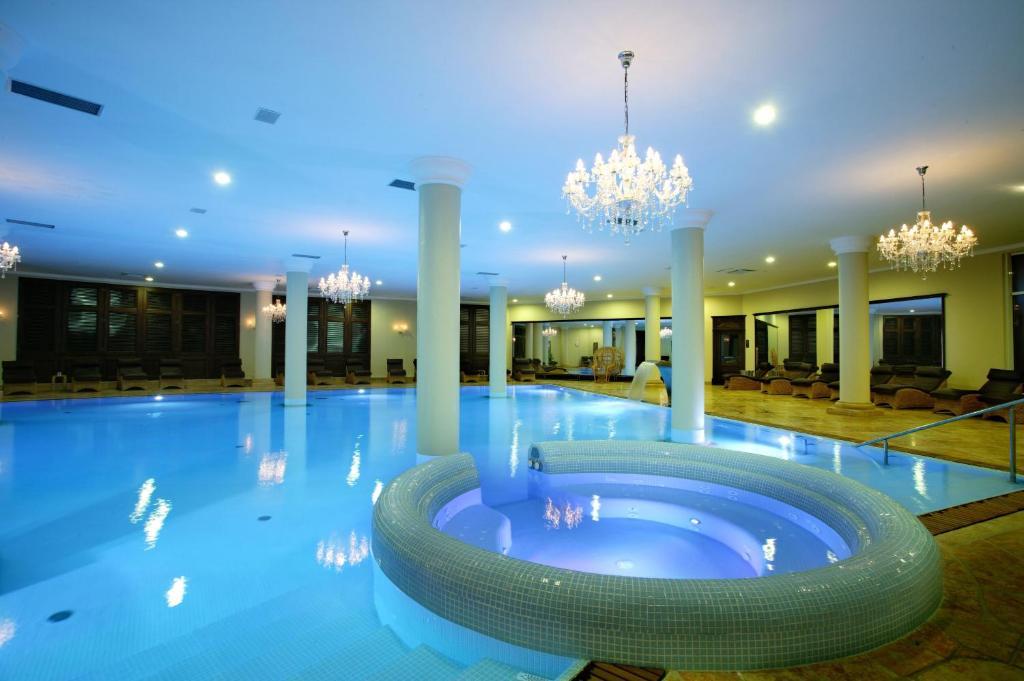 Arena Regia Hotel & Spa - Marina Regia Residence นาโวดาริ ภายนอก รูปภาพ